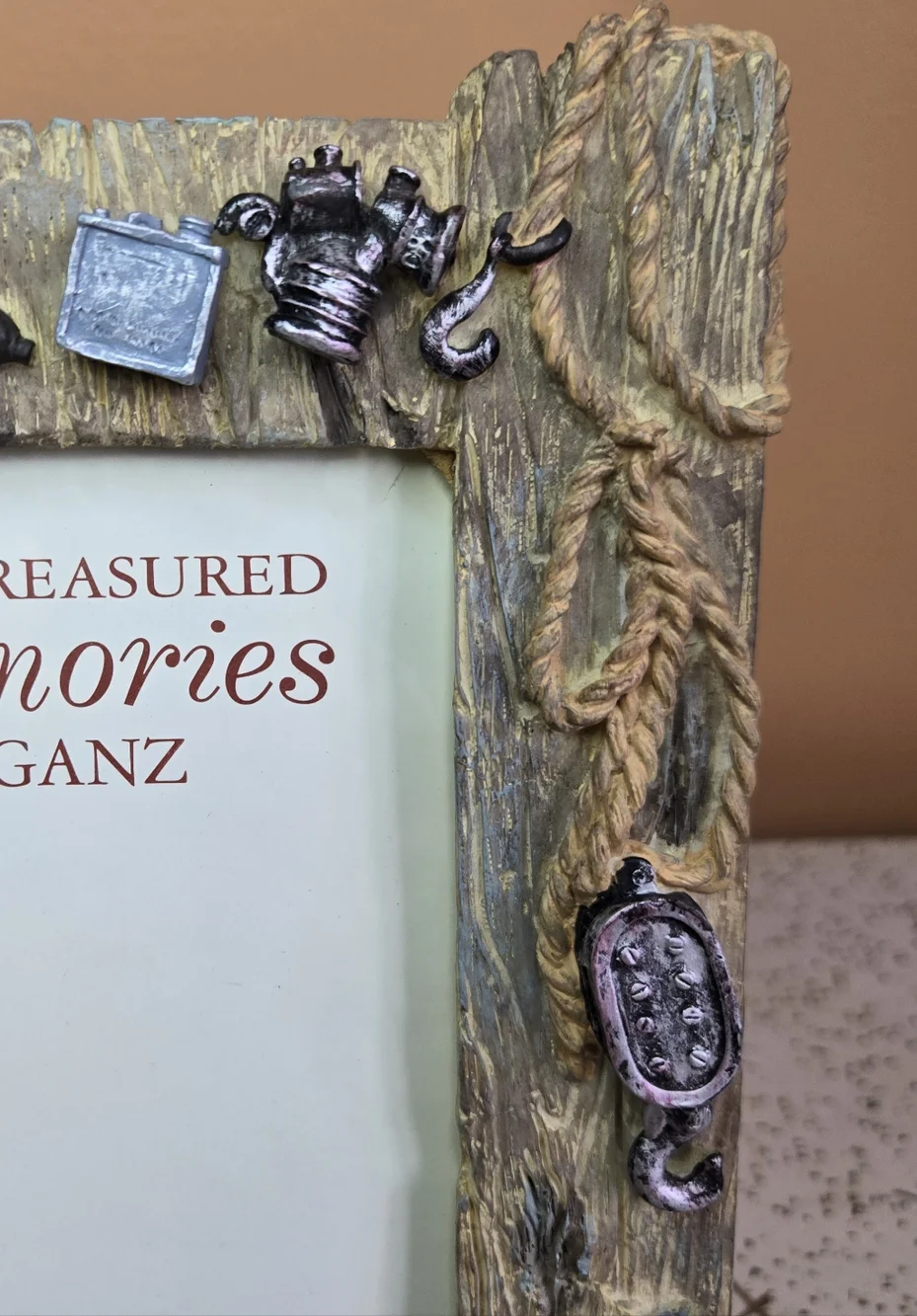 GANZ Red Convertible Rustic Tool-Themed Photo Frame 4x6 Treasured Memories
